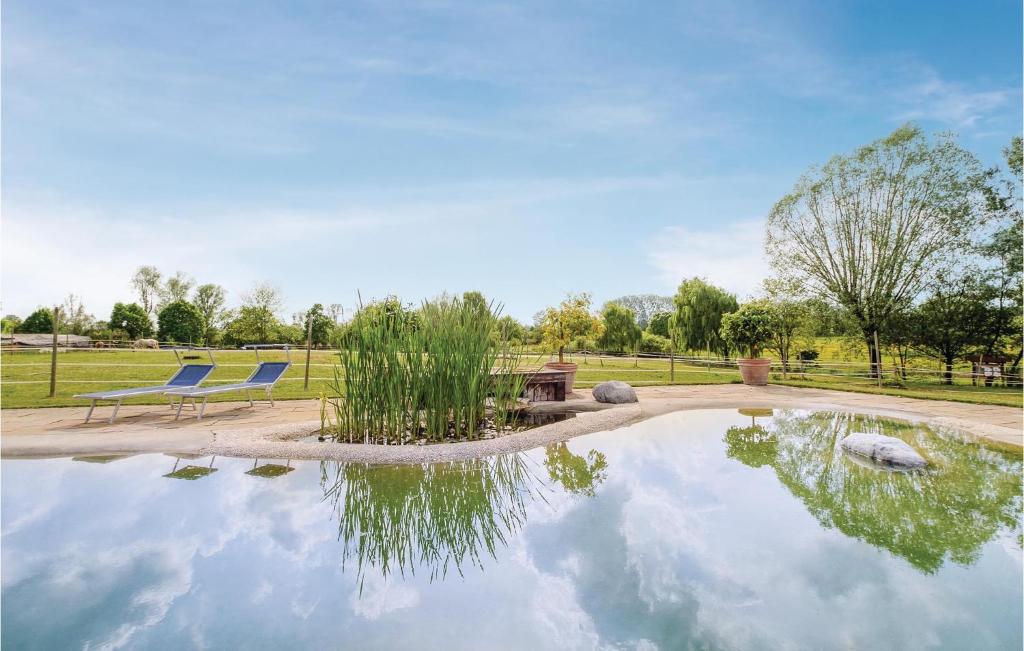 Stunning Apartment In Sacile -pd- With Wifi, Outdoor Swimming Pool And Swimming Pool photo 4