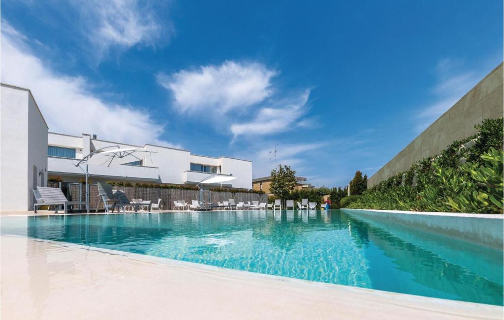 Nice Apartment In San Cataldo With 1 Bedrooms, Wifi And Outdoor Swimming Pool