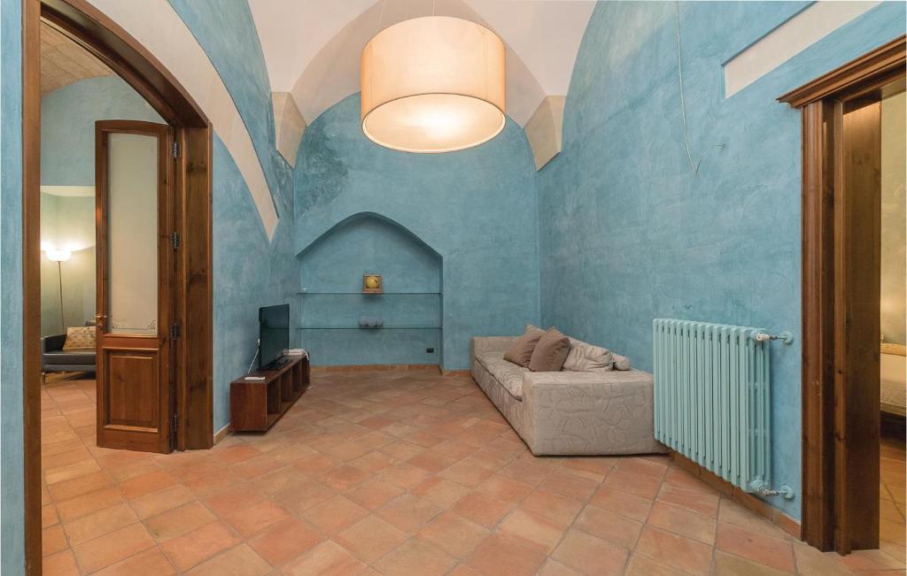 Stunning Apartment In Lecce Le With 1 Bedrooms And Wifi photo 4