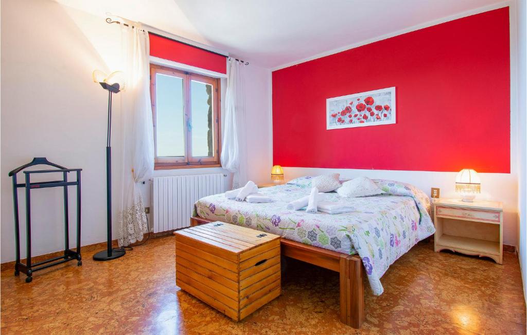 Amazing Apartment In Lamporecchio With 2 Bedrooms And Wifi photo 3