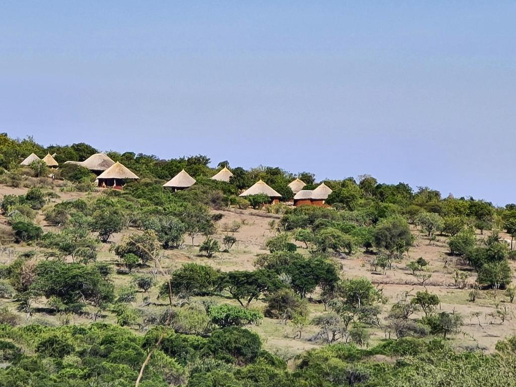 Africa Safari Maasai Boma Camping photo 4