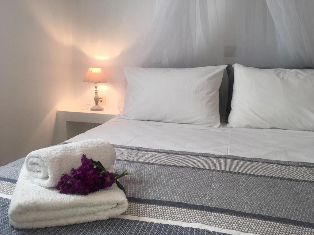 Diavrouxas House in Sifnos photo 1