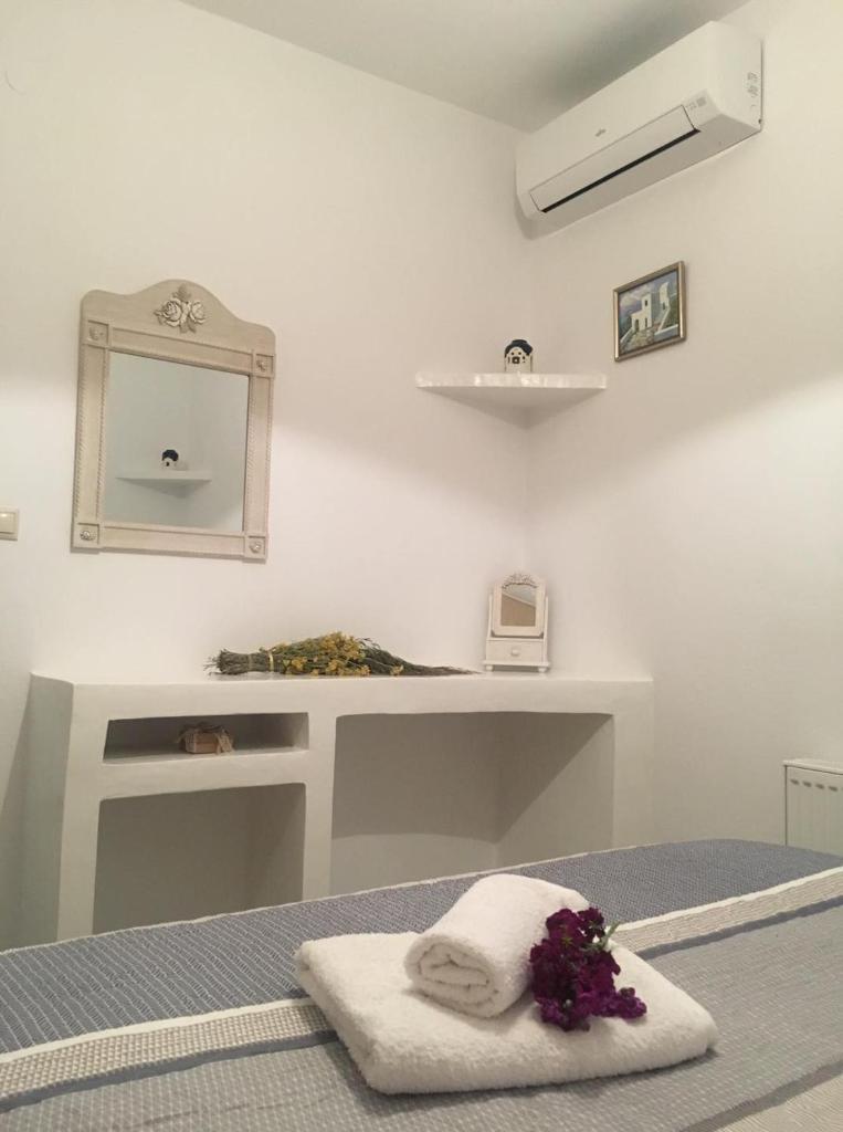 Diavrouxas House in Sifnos photo 2