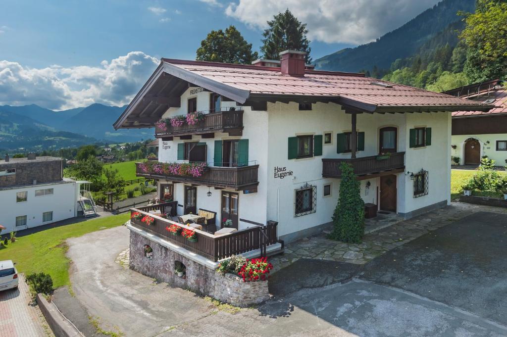 Frühstückspension & Appartements Eugenie photo 1