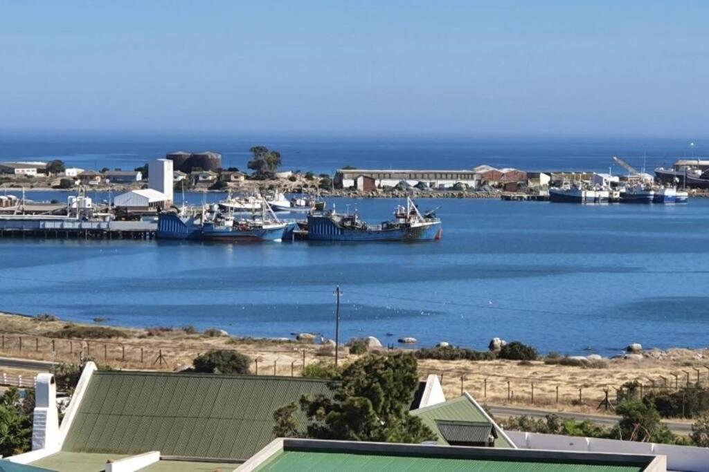 View on the Bay 7 Pinta Crescent