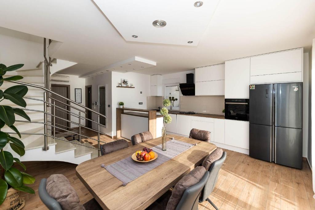 Deluxe Apartment Stunning view photo 3