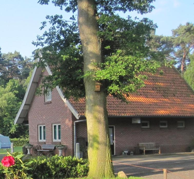 Vakantiehuis in een prachtige bosrijke omgeving in Twente! photo 2