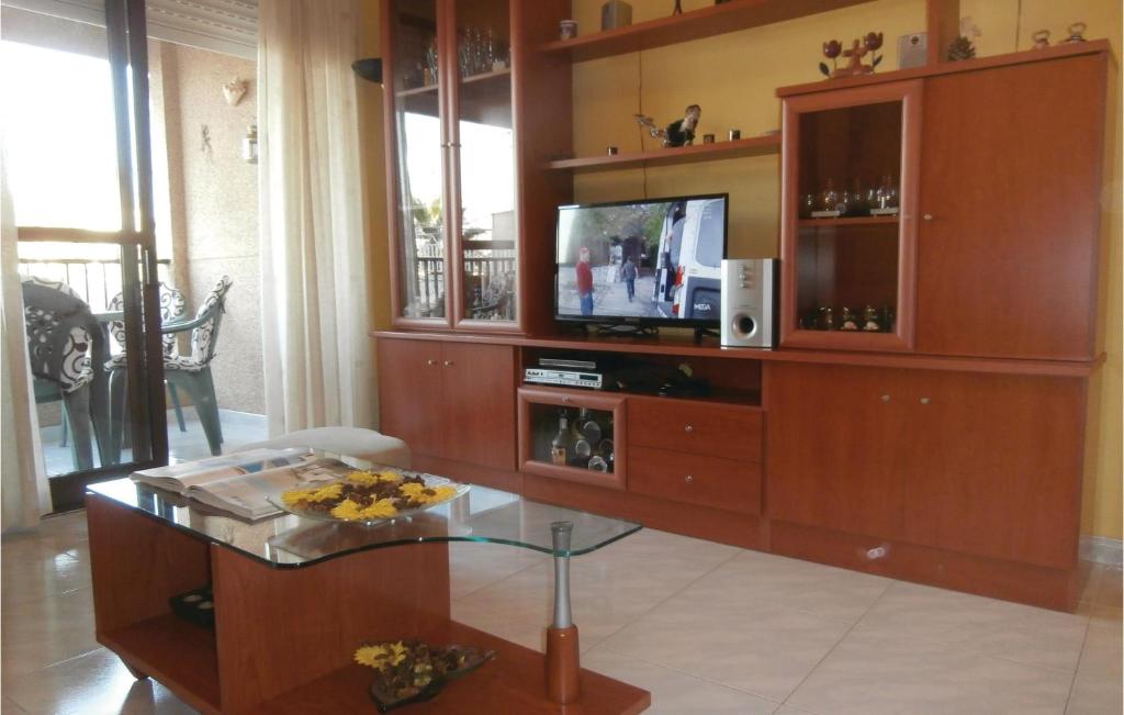 Amazing Apartment In Los Alczares With 3 Bedrooms And Wifi photo 2