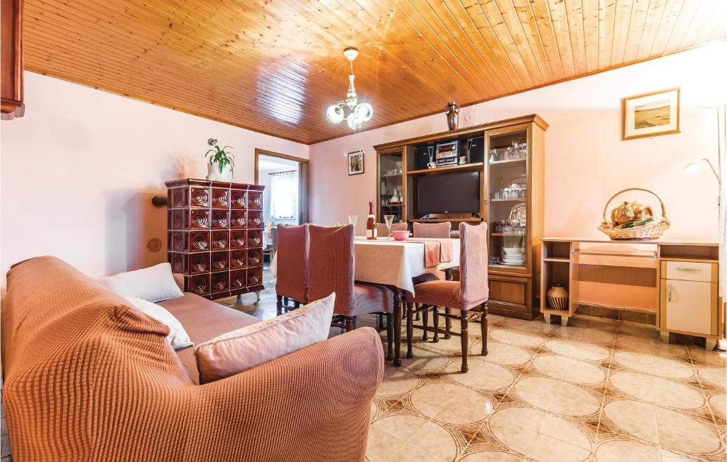 Beautiful Apartment In Barban With 3 Bedrooms And Wifi photo 4