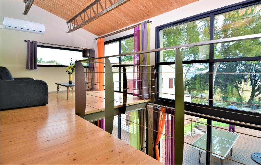 Nice Home In Sauveterre With 4 Bedrooms, Wifi And Outdoor Swimming Pool photo 1
