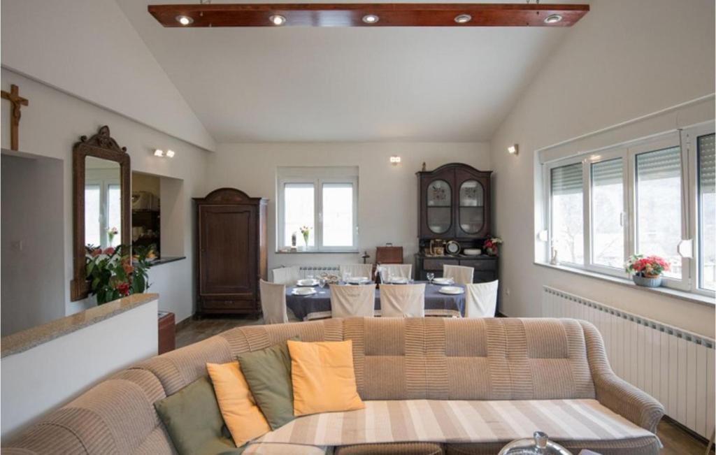 Awesome Home In Medovdolac With 3 Bedrooms, Wifi And Outdoor Swimming Pool photo 4
