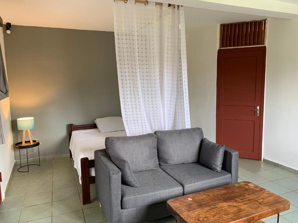 Spacieux Appartement T1 bis Mamoudzou hyper centre photo 2