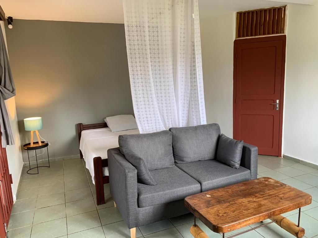 Spacieux Appartement T1 bis Mamoudzou hyper centre photo 3