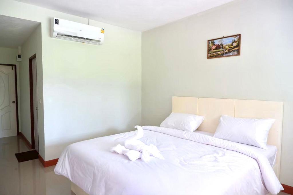 โรงแรมคอมม่อนเวลธ์ Commonwealth Hotel&Resort photo 4