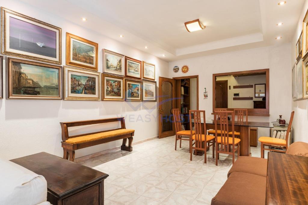 NEW in OSTIA - Comfy apt close to the beach photo 3