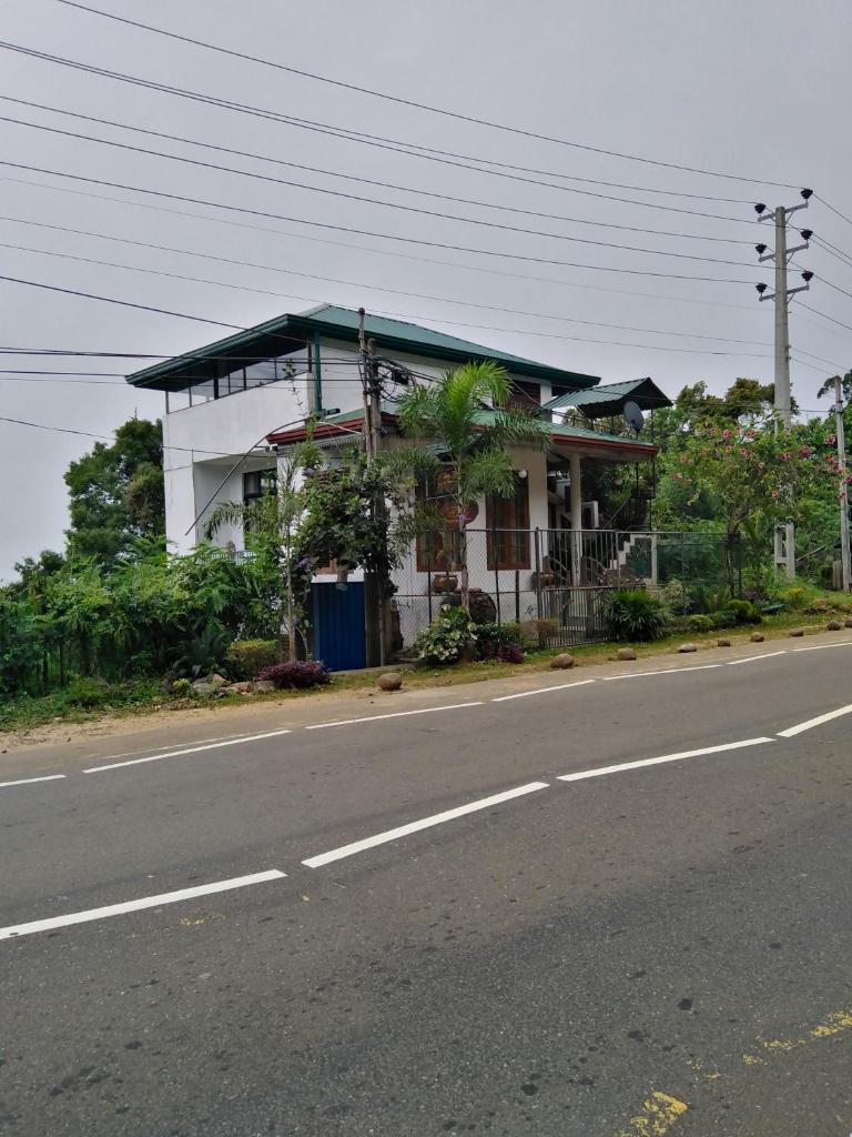 Cottage Home Belihuloya