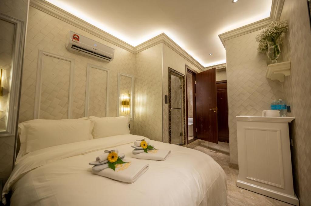 A Residence @ Between Hilton & Cititel Hotel photo 3