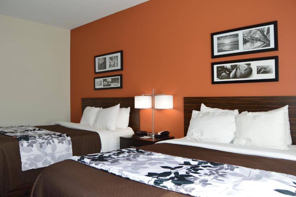 Sleep Inn & Suites Elk City photo 1