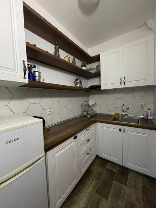 City Center Studio Apartment photo 3