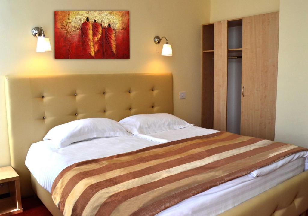 Двухместный (Стандартный двухместный номер с 1 кроватью), Capitol Hotel
