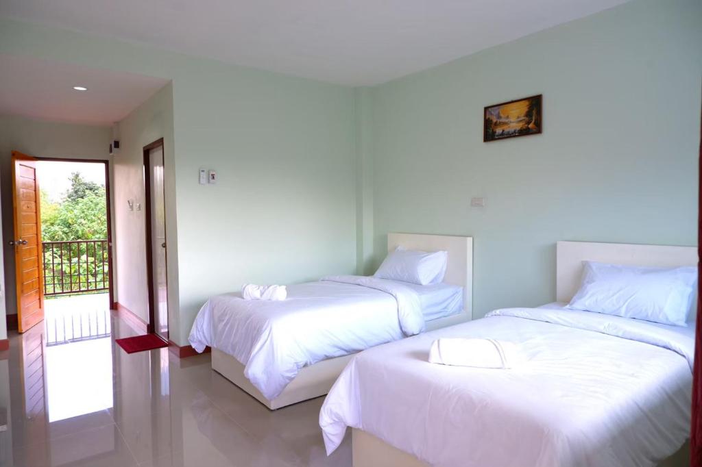โรงแรมคอมม่อนเวลธ์ Commonwealth Hotel&Resort photo 3