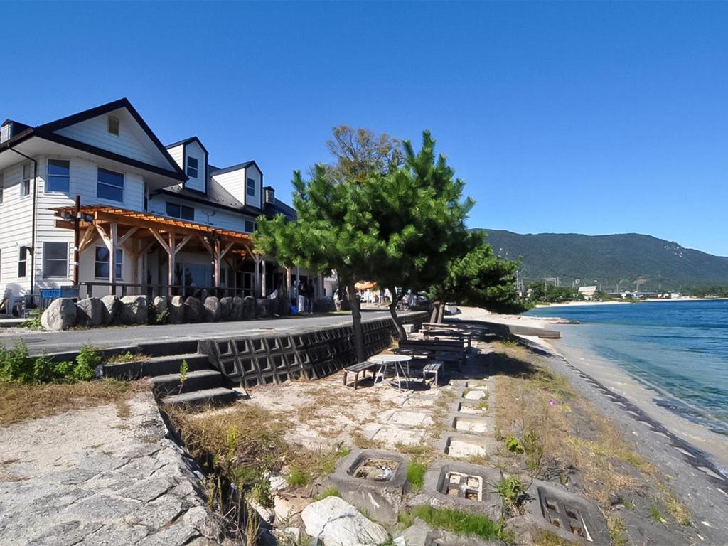 Biwa-Lakeside Cottage B B Dylan photo 1