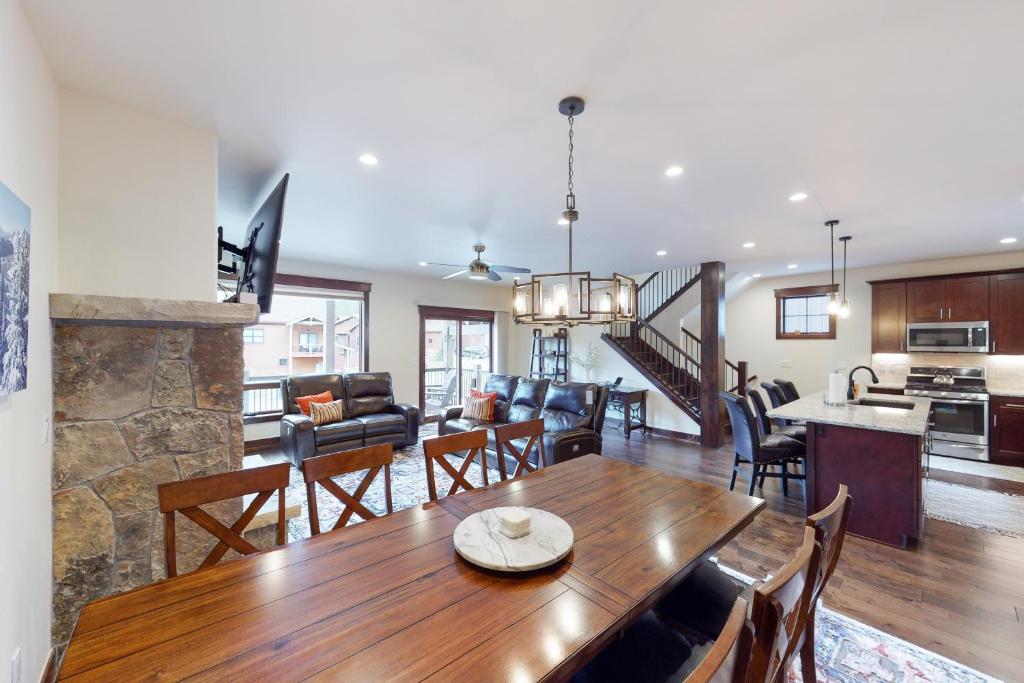 New Keystone Resort Home photo 3