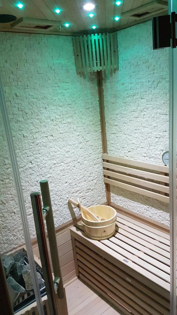Cosy Love & Spa Love room avec spa, hammam et sauna privatif photo 3