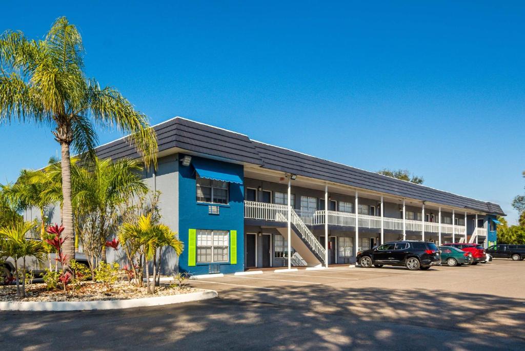 SureStay Hotel by Best Western Sarasota Lido Beach photo 1