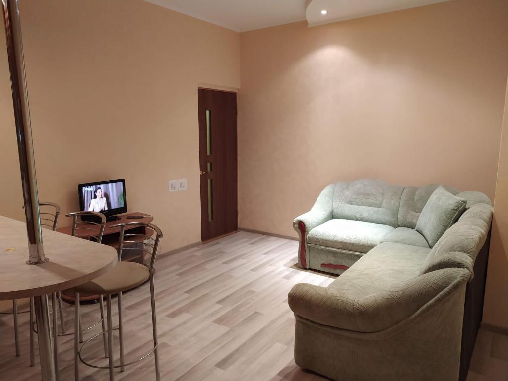 Двухкомнатная квартира с кухней студией Бровары. photo 2
