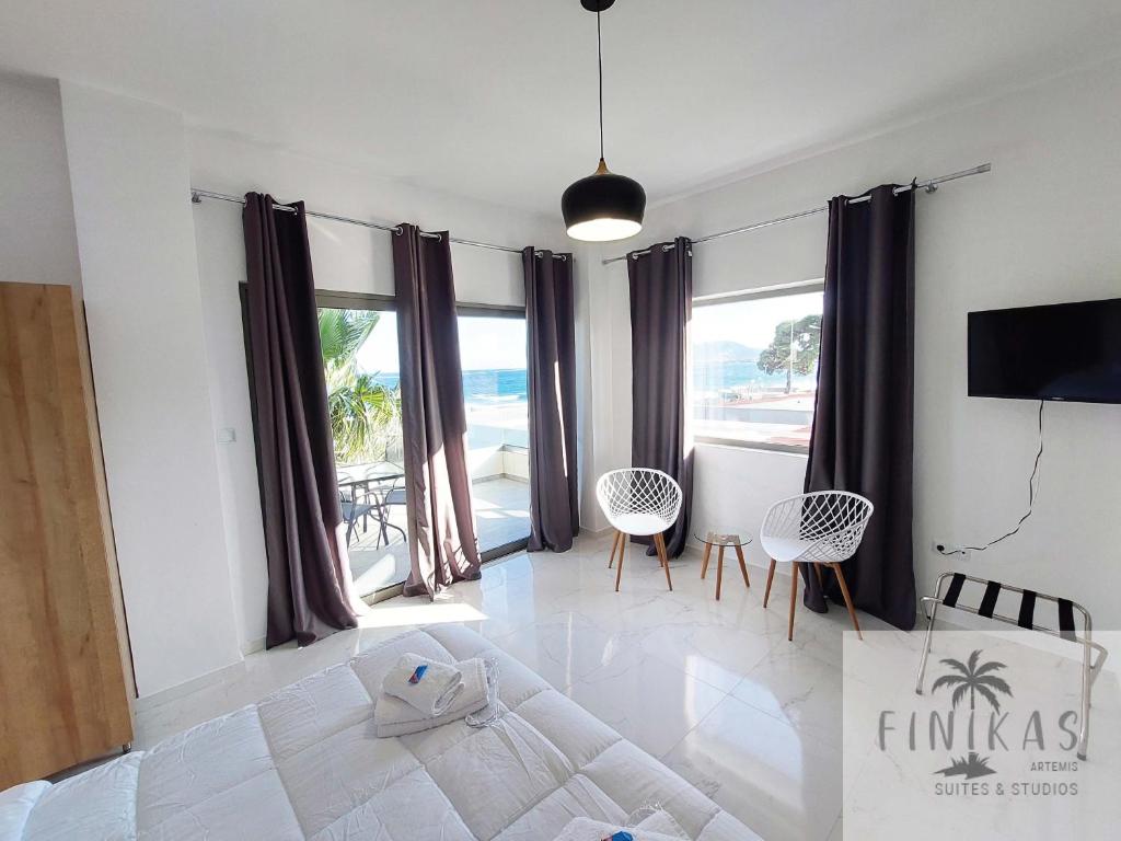 FINIKAS Suites & Apartments 10min from Athens Airport photo 3