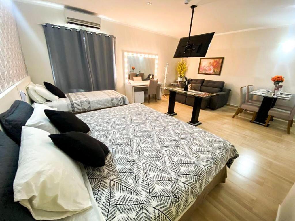 Charles Hotel photo 1
