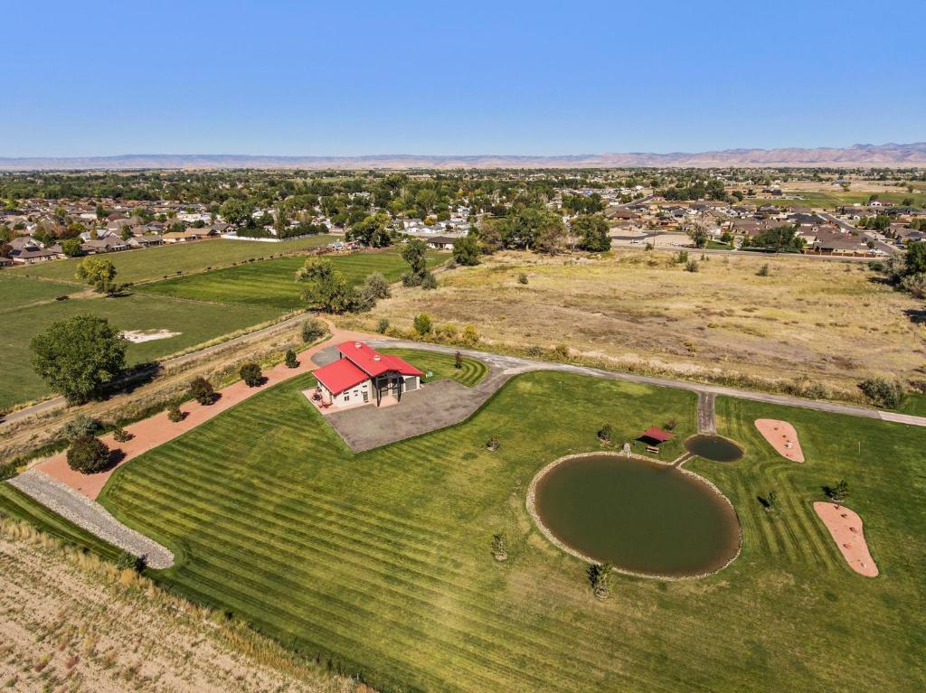 Carriage - Guest House On 5 Acres! photo 4