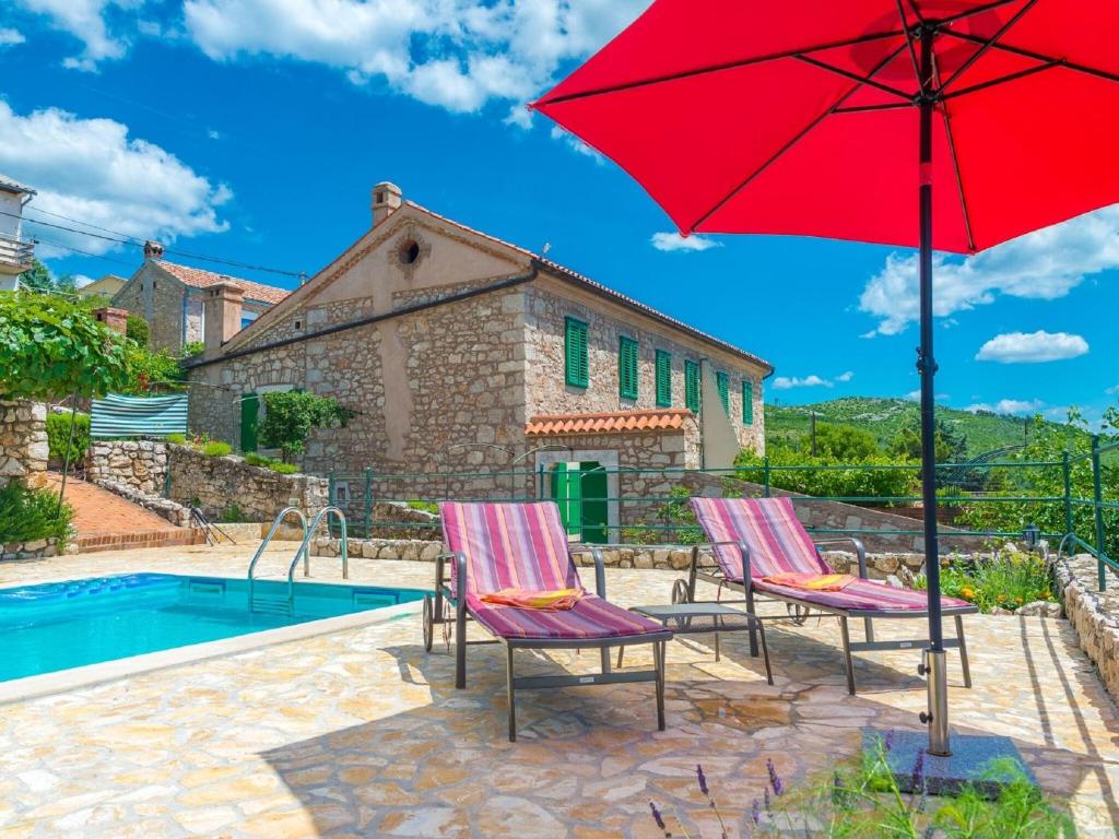 Quaint Villa in Crikvenica with Pool photo 2