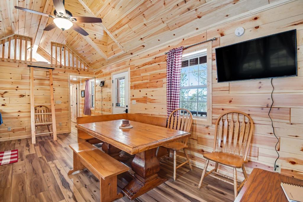 Meandering Moose Cabin photo 2
