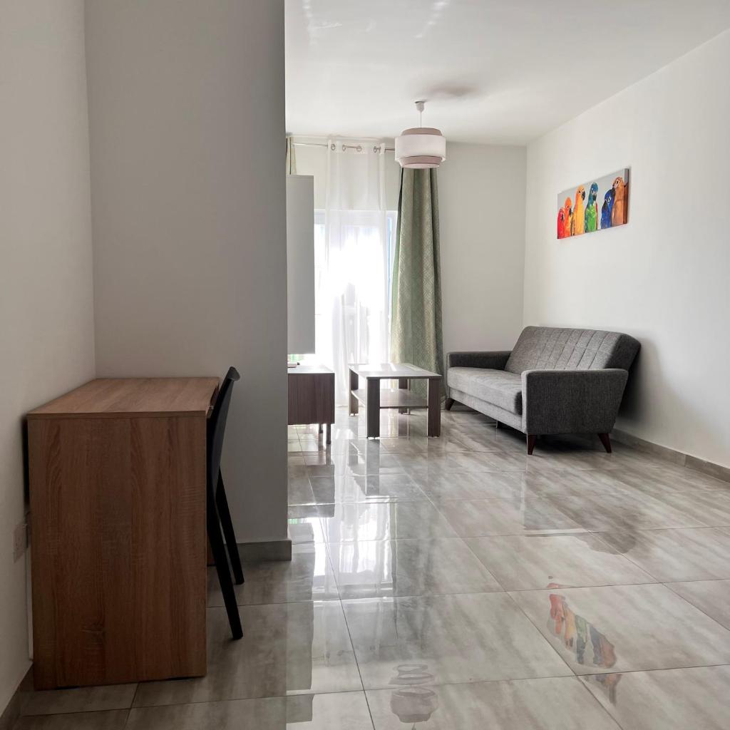 F5-2 Room 2 single beds shared bathroom in shared Flat photo 4