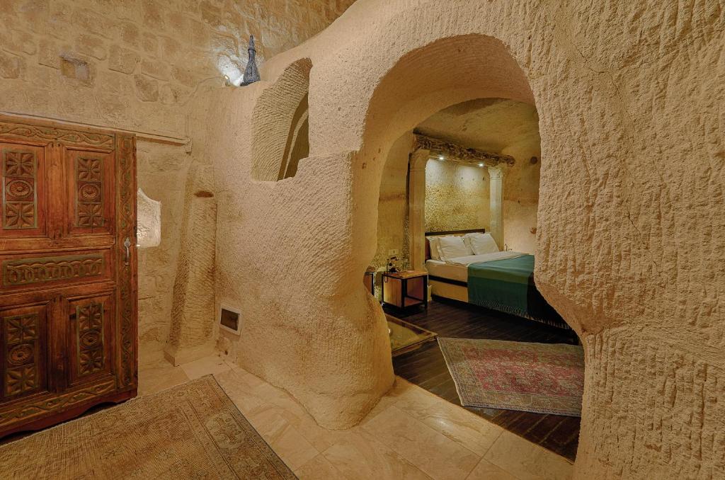 Taru Cave Suites photo 2