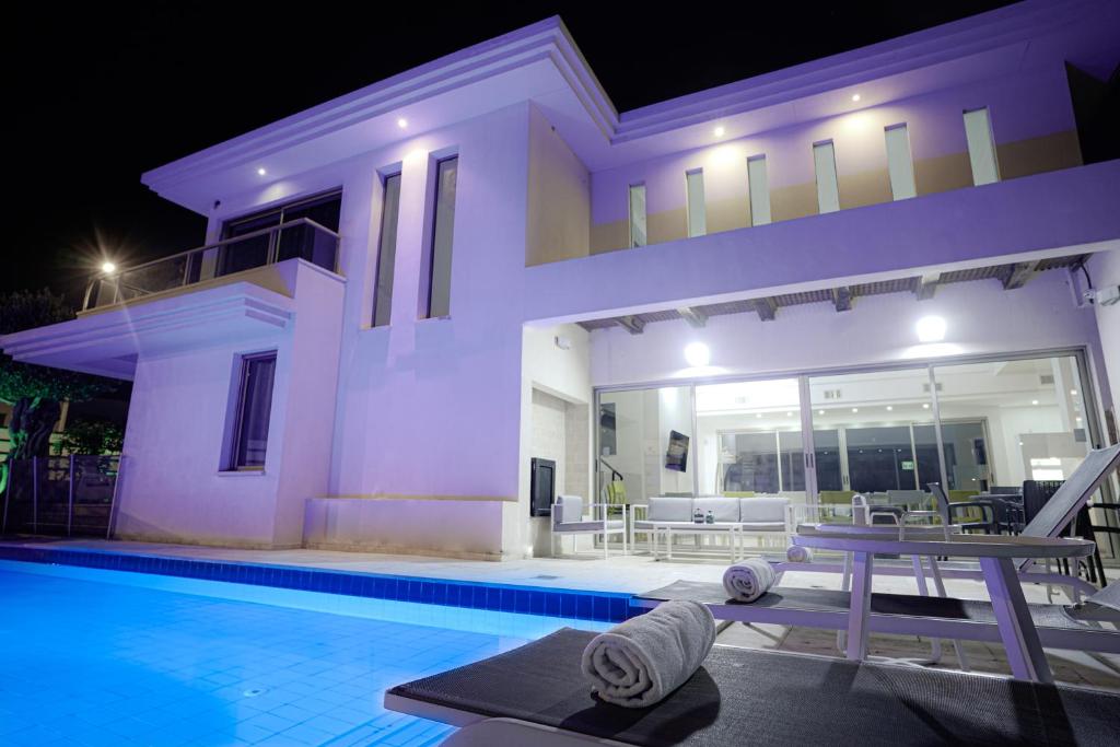Villa Pomela By Sun And View photo 3