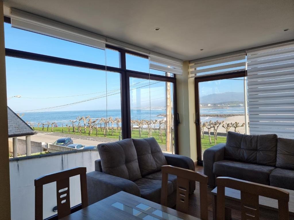 Vivienda de 4 dormitorios con vistas al mar photo 4