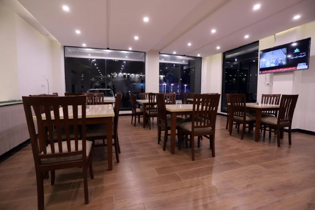 Mount Feast Hotel photo 3