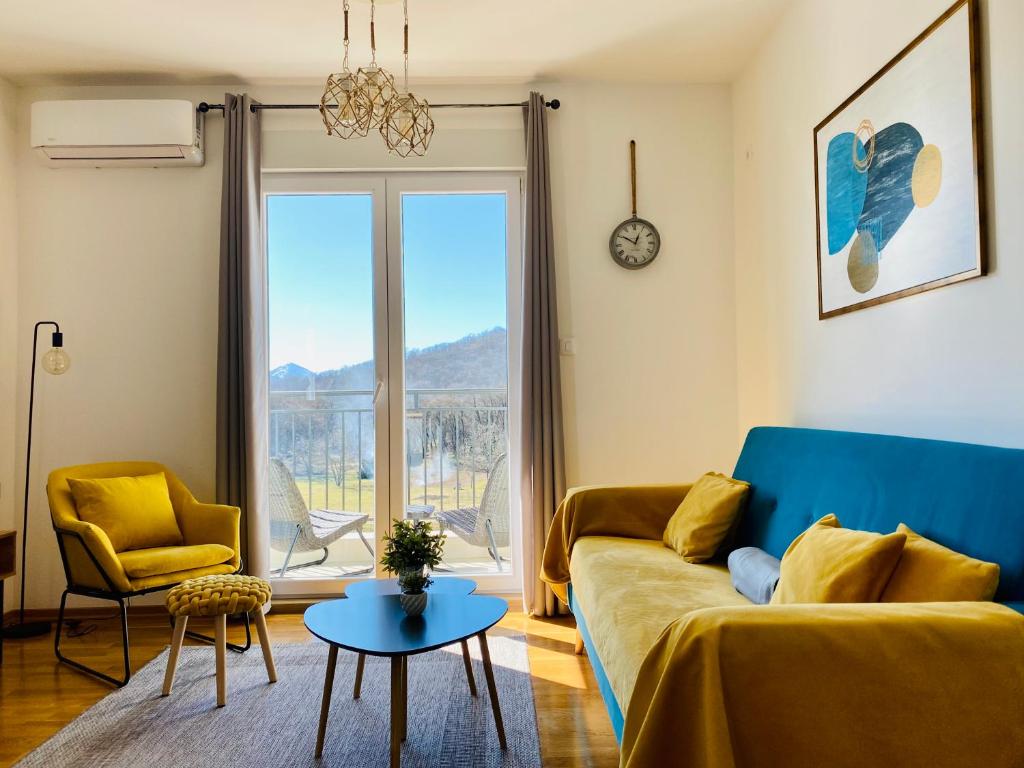 NEWTOWN APARTMENT photo 1