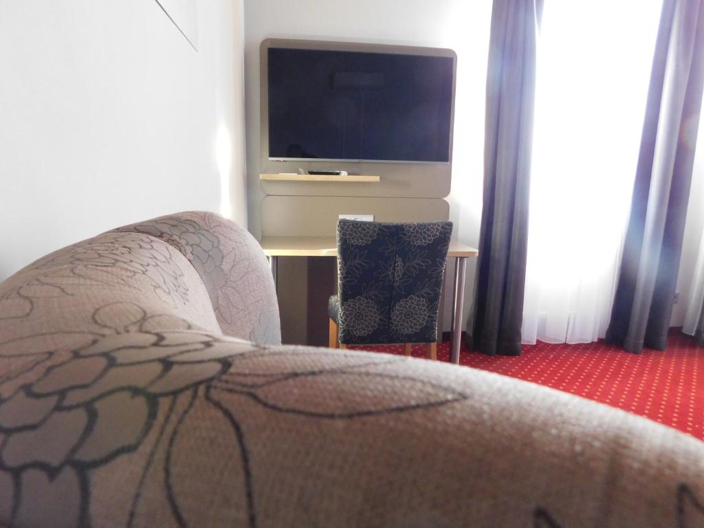 Hotel KonradP Holzkirchen photo 4