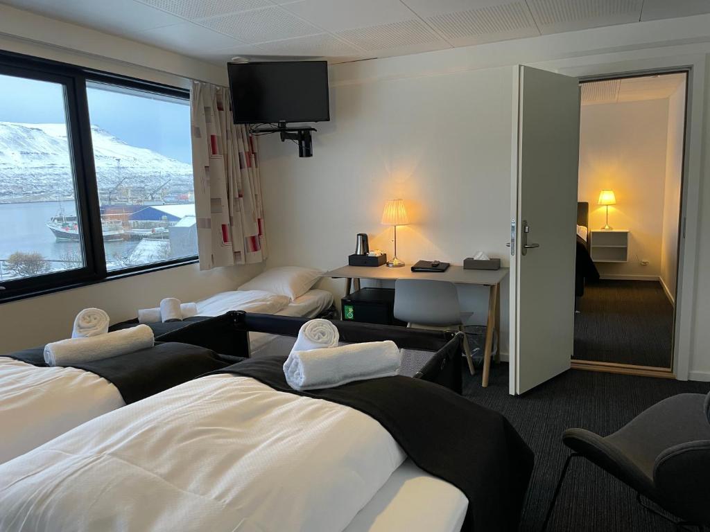 Hotel Runavík photo 1