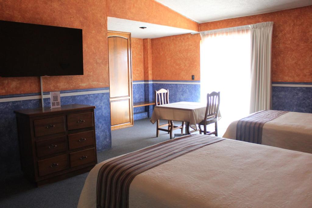 Hotel Meson del Puente photo 2