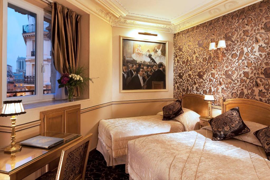 Трехместный (Привилегированный трехместный номер), Hotel Saint Jacques