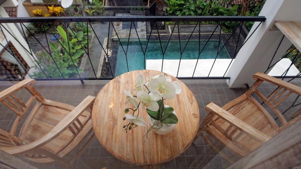 Suweta Homestay Private Pool Villa - Ubud Center Prime Location