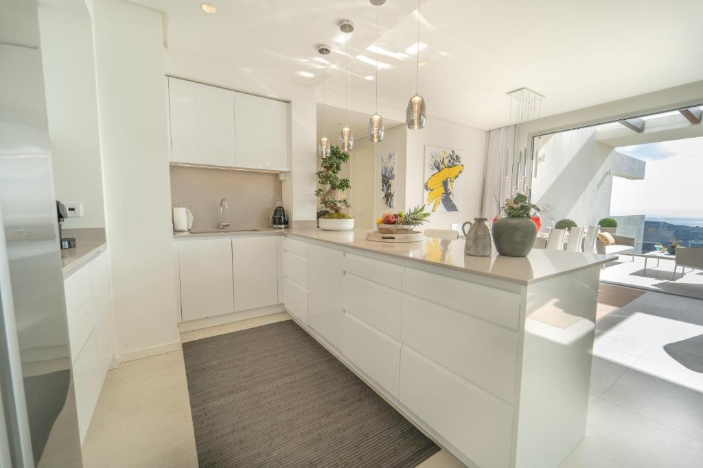 Holiday in ground floor apartment in Marbella Club Hills, Benahavis photo 4