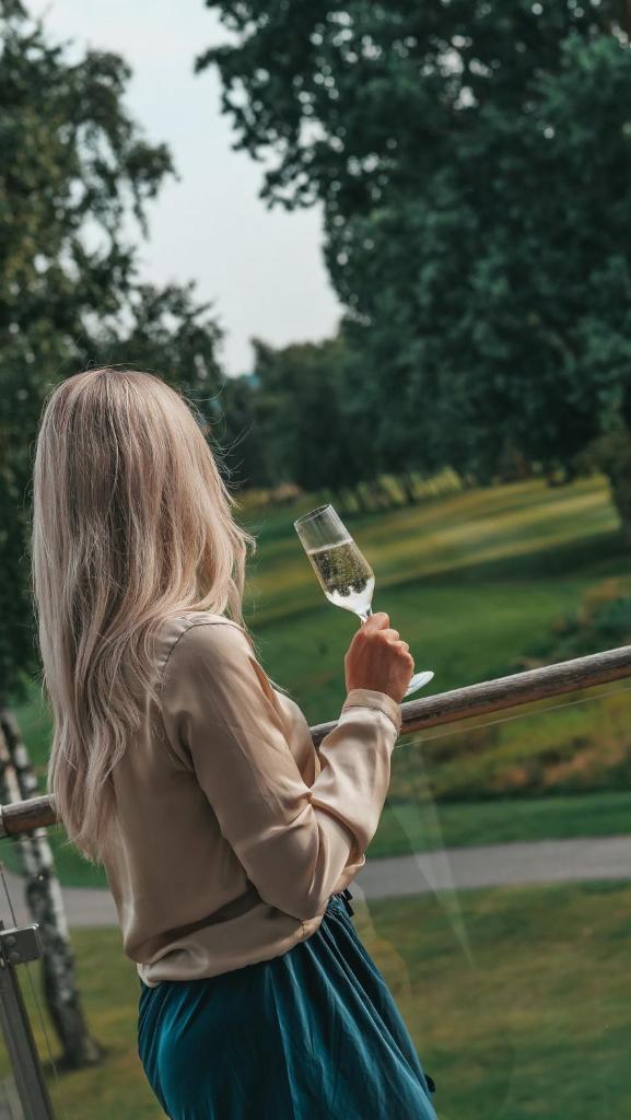 Lydinge Resort - Tap to explore photos