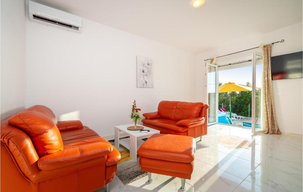 Awesome Home In Karin Gornji With 2 Bedrooms And Wifi photo 3