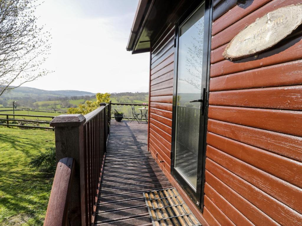 Summertime Lodge photo 1